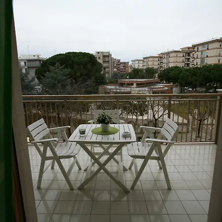 Piazza Partigiani Pensionat Lecce